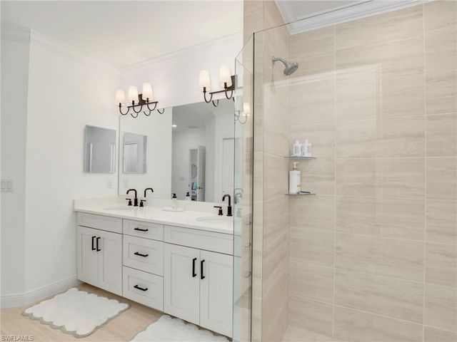 16356 Viansa WAY 101, Naples, FL 34110