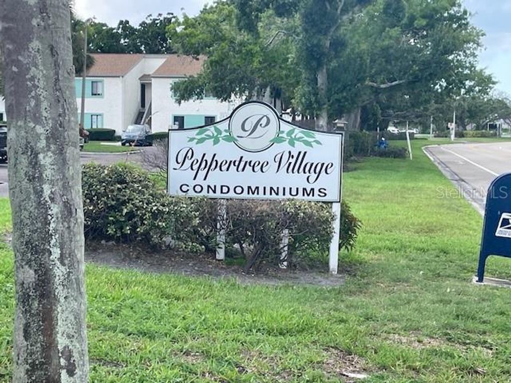 722 116TH AVENUE N 2004, St Petersburg, FL 33716