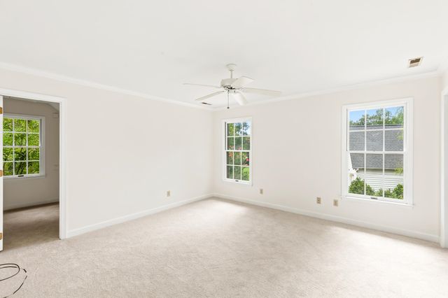 220 Hillsboro Trace, Spartanburg, SC 29301