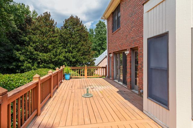 220 Hillsboro Trace, Spartanburg, SC 29301