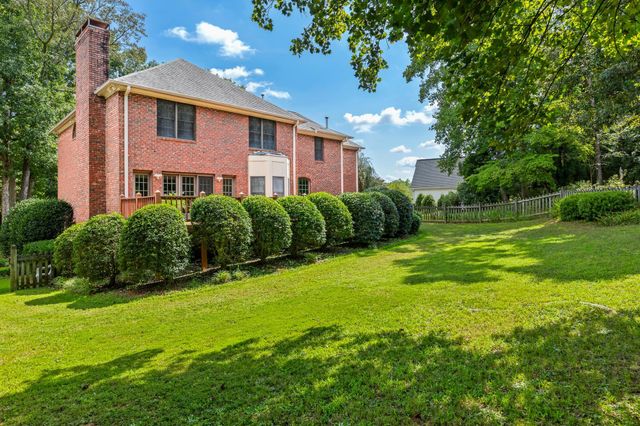 220 Hillsboro Trace, Spartanburg, SC 29301