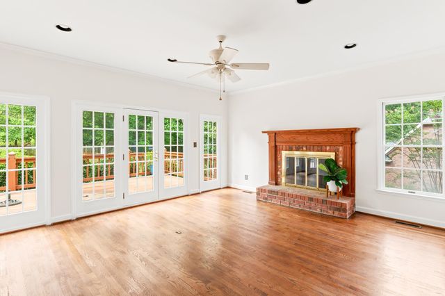 220 Hillsboro Trace, Spartanburg, SC 29301