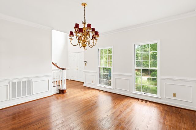 220 Hillsboro Trace, Spartanburg, SC 29301