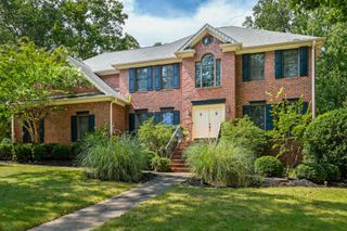 220 Hillsboro Trace, Spartanburg, SC 29301