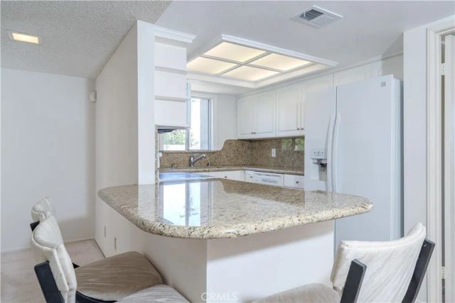 380 W Wilson F106, Costa Mesa, CA 92627