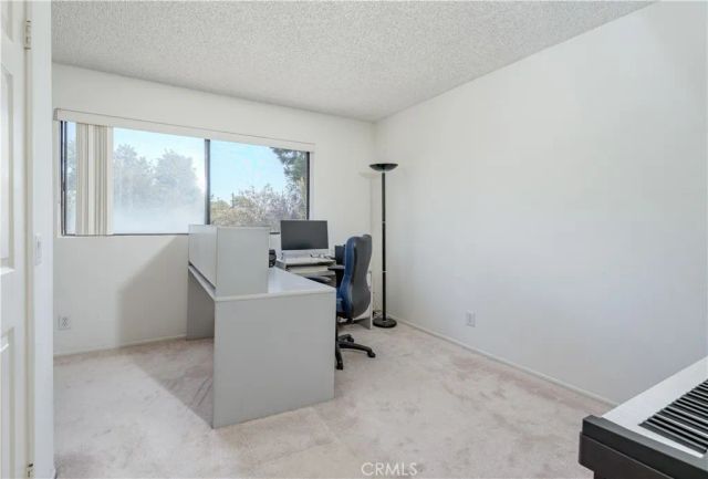 380 W Wilson F106, Costa Mesa, CA 92627