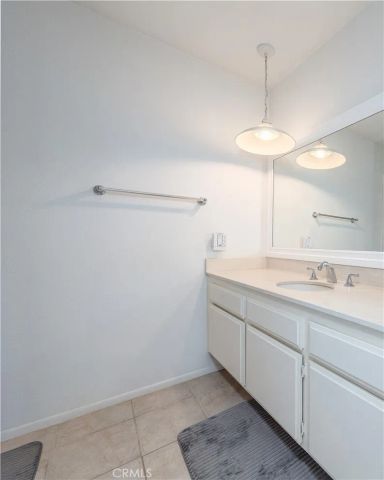 380 W Wilson F106, Costa Mesa, CA 92627