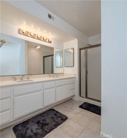 380 W Wilson F106, Costa Mesa, CA 92627