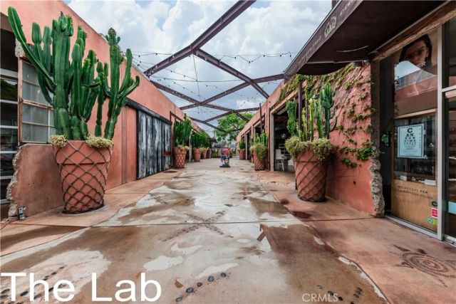 380 W Wilson F106, Costa Mesa, CA 92627