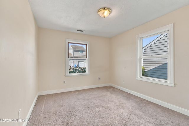 13 Pumpshire Road, Toms River, NJ 08753