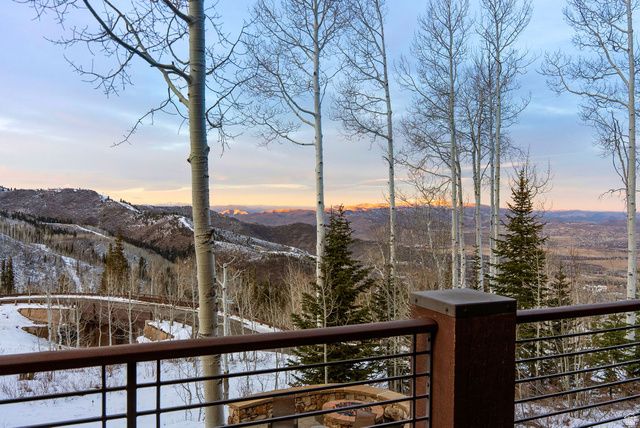 39 WHITE PINE RD, Park City, UT 84060
