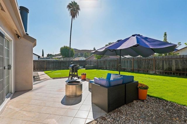10925 Greencastle Street, Santee, CA 92071