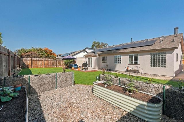 10925 Greencastle Street, Santee, CA 92071