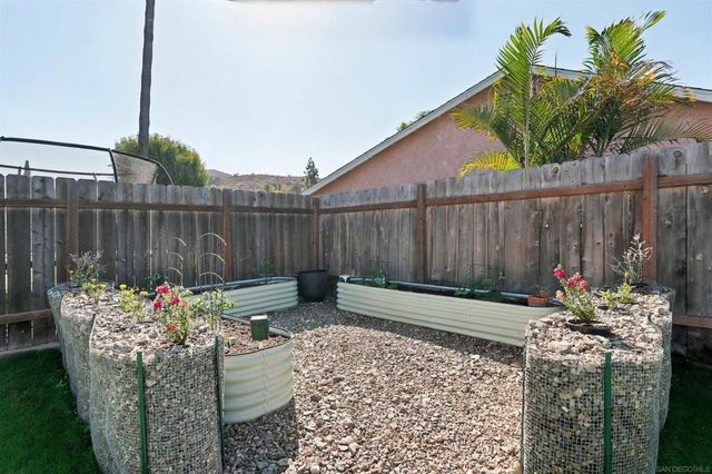 10925 Greencastle Street, Santee, CA 92071