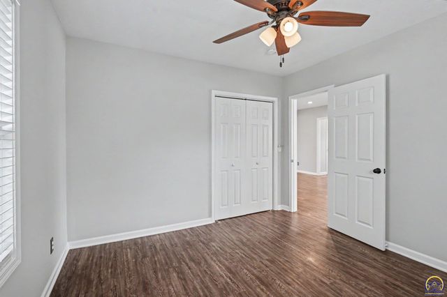 725 N Willie St, Olathe, KS 66061