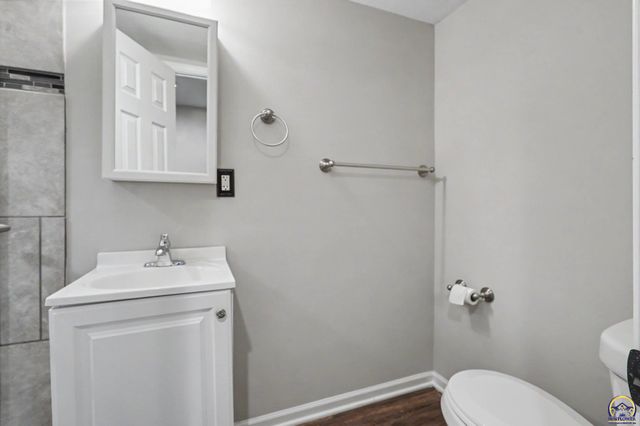 725 N Willie St, Olathe, KS 66061