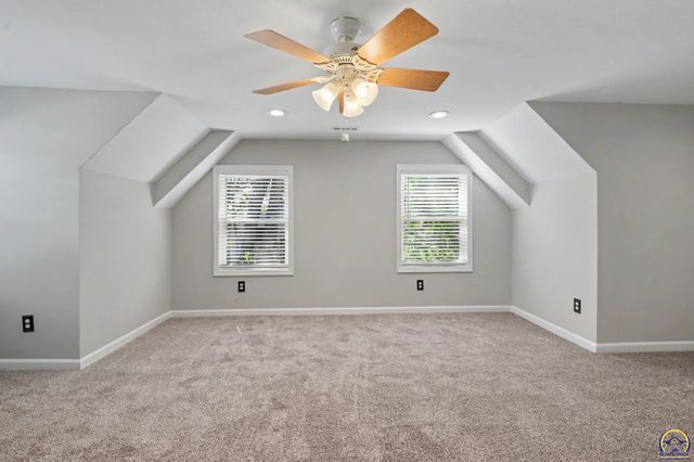 725 N Willie St, Olathe, KS 66061