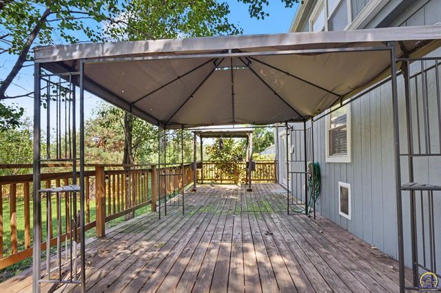 725 N Willie St, Olathe, KS 66061