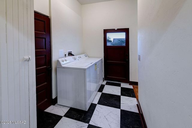 604 E 5th Street, Tucson, AZ 85705