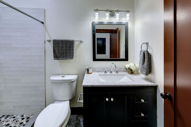 604 E 5th Street, Tucson, AZ 85705