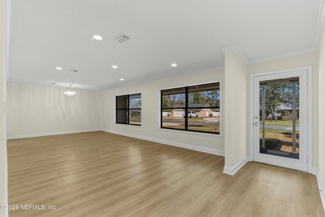 3962 EUNICE Road, Jacksonville, FL 32250