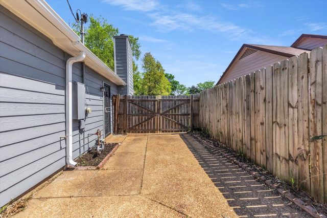 1607 BELLE TREES DR, Cordova, TN 38016