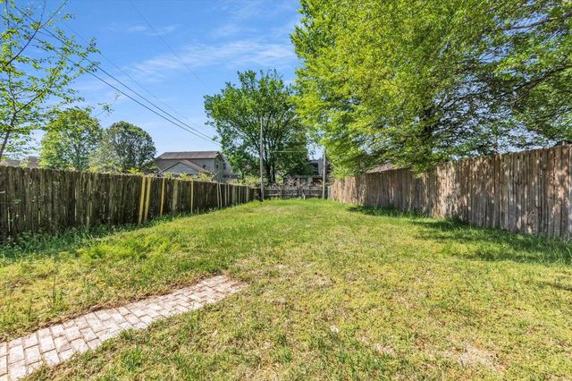1607 BELLE TREES DR, Cordova, TN 38016