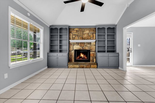 1607 BELLE TREES DR, Cordova, TN 38016