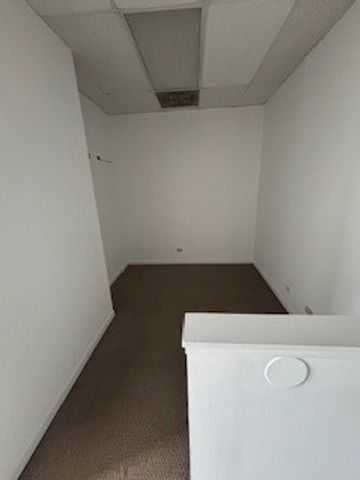 1999 75th Street 202, Woodridge, IL 60517