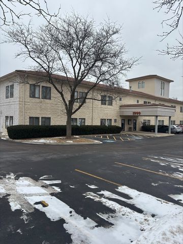 1999 75th Street 202, Woodridge, IL 60517