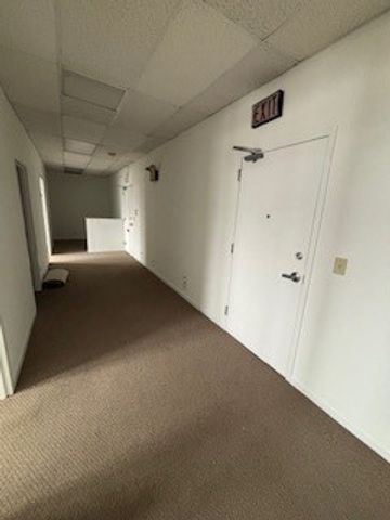 1999 75th Street 202, Woodridge, IL 60517