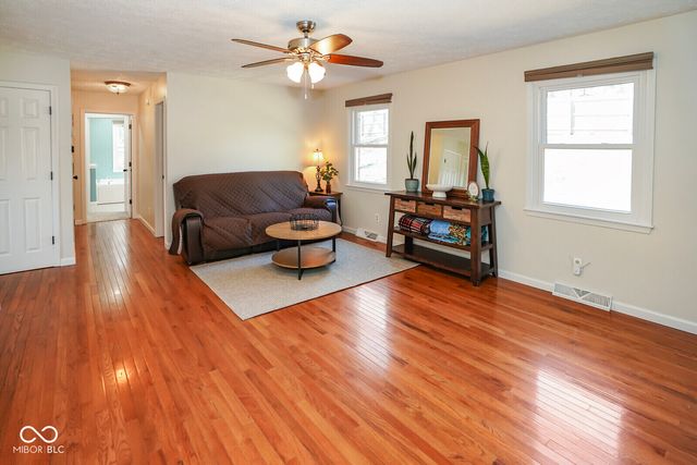 310 Grassyfork Lane, Martinsville, IN 46151