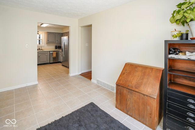 310 Grassyfork Lane, Martinsville, IN 46151