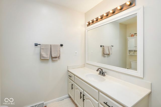 310 Grassyfork Lane, Martinsville, IN 46151