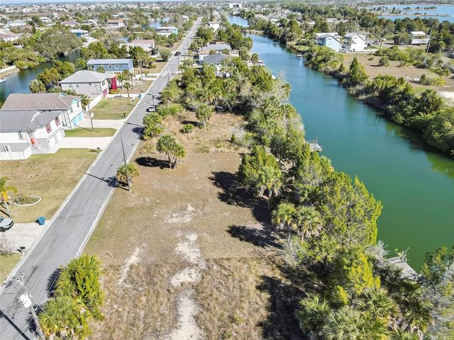 3202 ROSE ARBOR DRIVE, Hernando Beach, FL 34607