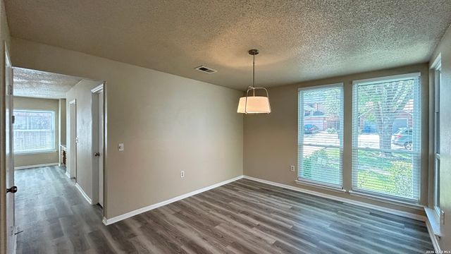 2410 GEM OAK, San Antonio, TX 78232