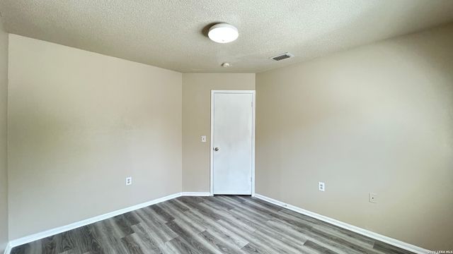 2410 GEM OAK, San Antonio, TX 78232