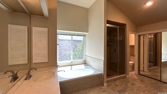 2410 GEM OAK, San Antonio, TX 78232
