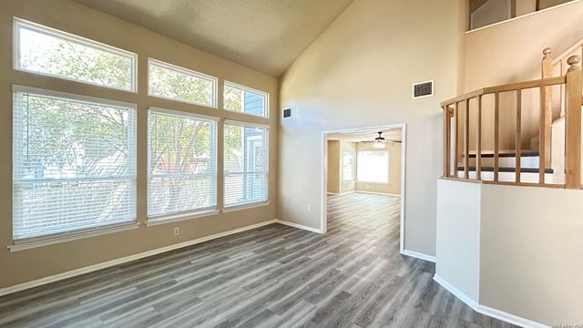 2410 GEM OAK, San Antonio, TX 78232