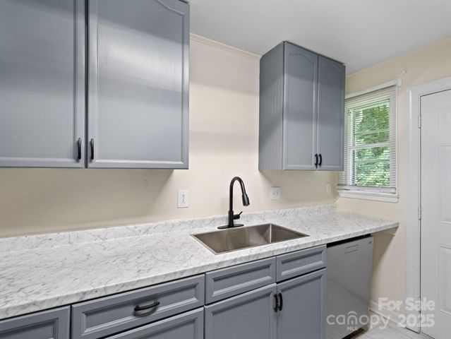 3122 Marlborough Road, Charlotte, NC 28208