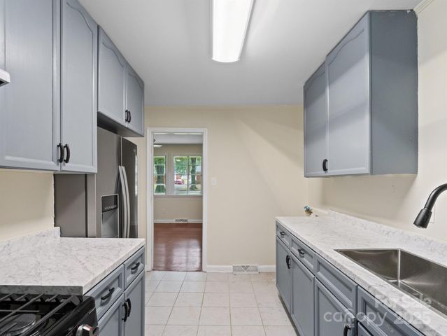 3122 Marlborough Road, Charlotte, NC 28208