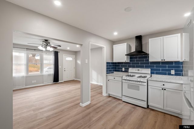 7347 S 72nd Avenue, La Vista, NE 68128