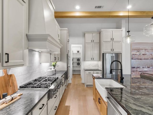 5115 Silverbell Lane, Magnolia, TX 77316