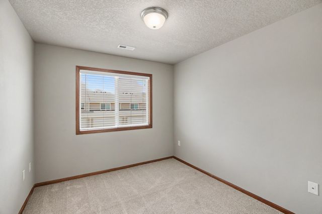 1239 NE 7th Lane, Ankeny, IA 50021