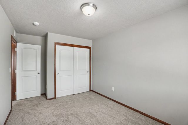1239 NE 7th Lane, Ankeny, IA 50021
