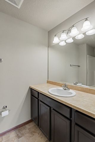 1239 NE 7th Lane, Ankeny, IA 50021