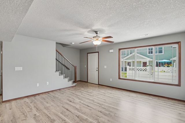 1239 NE 7th Lane, Ankeny, IA 50021