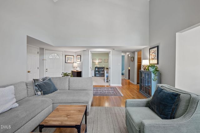 105 Elmwood Circle, Chapel Hill, NC 27514