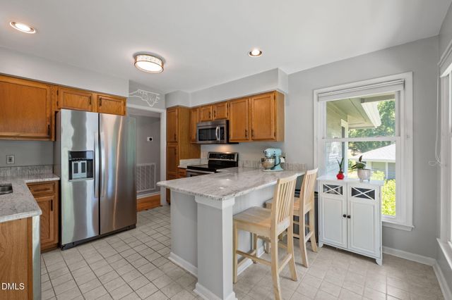 105 Elmwood Circle, Chapel Hill, NC 27514