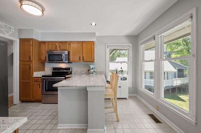 105 Elmwood Circle, Chapel Hill, NC 27514